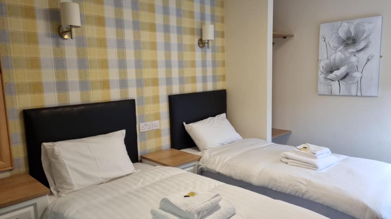 The Aston Inn Бирмингем Экстерьер фото